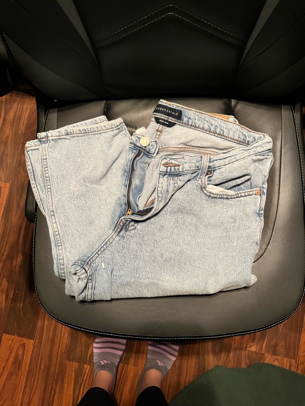 Aeropostale Light Blue Women’s Mom Jeans